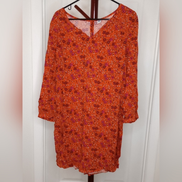 Old Navy Floral Print Dress - Picture 2 of 3
